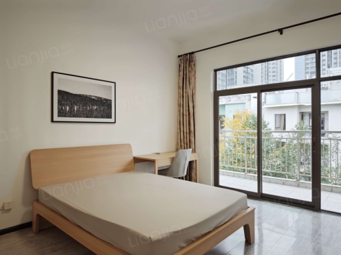 合租·左岸花都 3居室 南卧