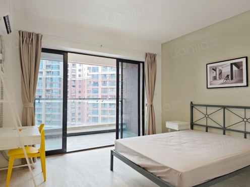 合租·中德英伦联邦C区 4居室 南卧