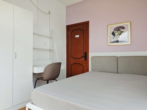 合租·中房优山PLUS 4居室 东南卧