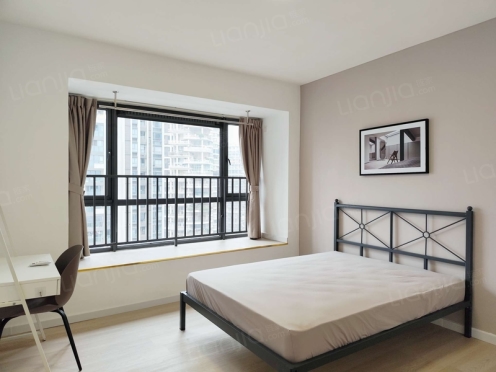 合租·英郡三期 5居室 北卧