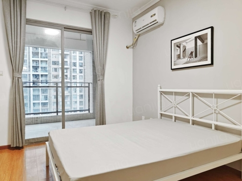 合租·中海兰庭 5居室 西卧