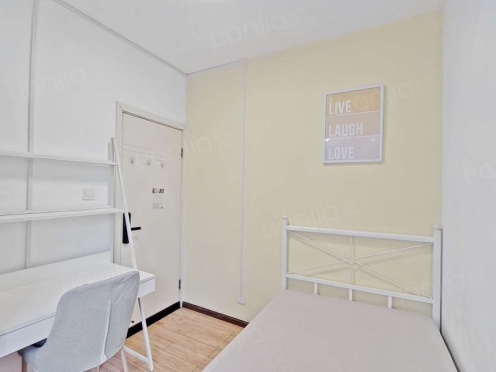 合租·蓝光富丽花城 4居室 北卧