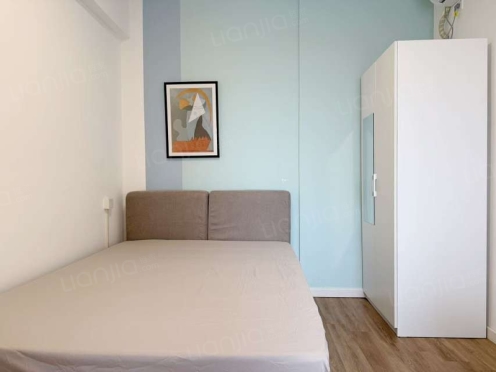 合租·金地天府城 4居室 东卧