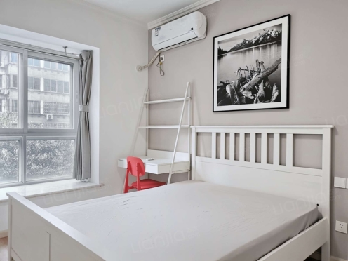 合租·colour彼岸 3居室 西南卧