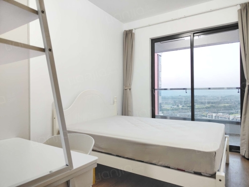 合租·麓府 4居室 东南卧