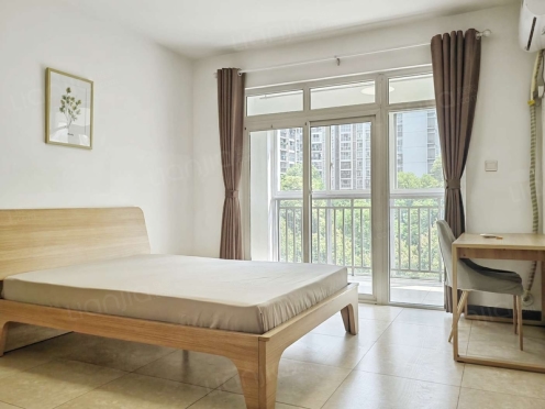 合租·清水路苑 3居室 东卧