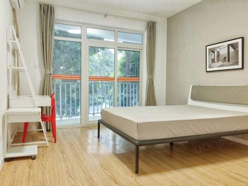 合租·清水路苑 3居室 西卧