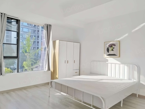 合租·美泉悦府 5居室 西南卧