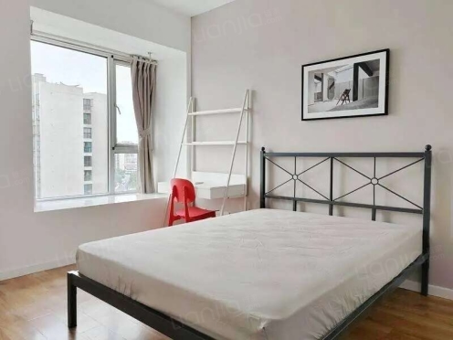 合租·水畔经典 3居室 东卧