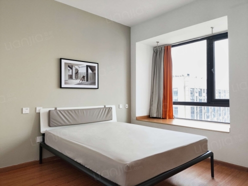 合租·时代晶座(高新) 3居室 北卧