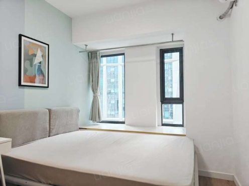 合租·高投ICON和郡 4居室 东卧