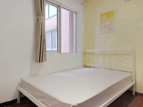 合租·比华利国际城三期 4居室 东北卧