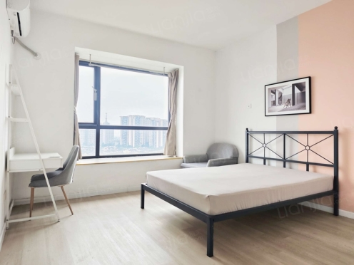 合租·翡翠海湾 4居室 东北卧