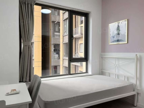 合租·朗基天香 4居室 东卧