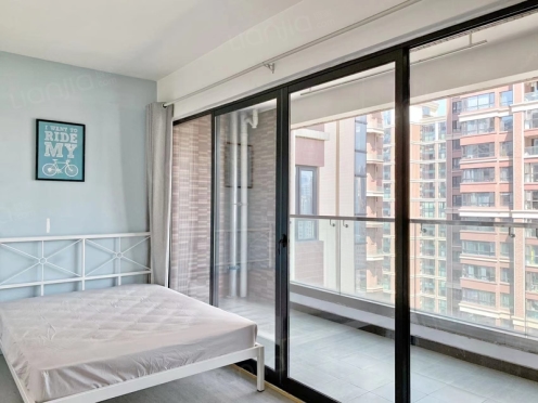 合租·中德英伦世邦F区 5居室 北卧