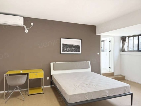 合租·望江橡树林一期 5居室 东卧