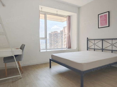 合租·比华利国际城二期 4居室 东南卧