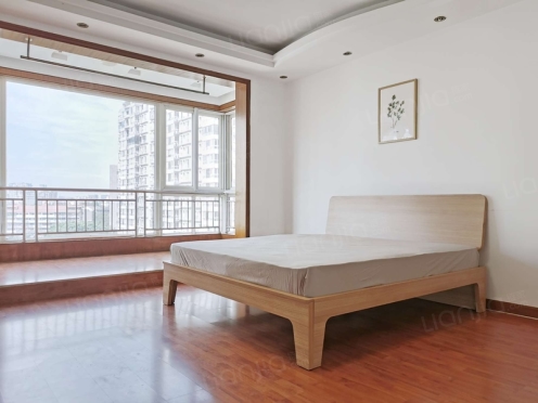 合租·朝阳名宅 4居室 南卧