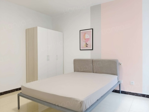 合租·中海兰庭 4居室 北卧