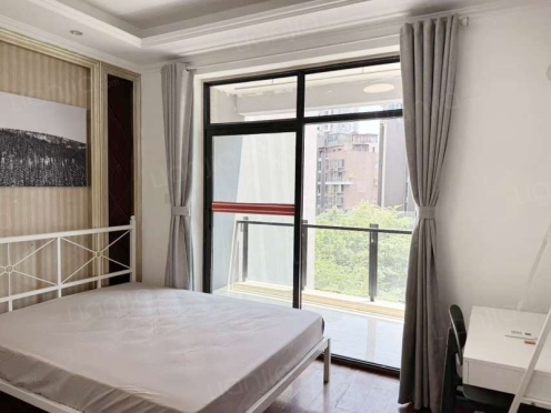 合租·翡翠城五期 4居室 南卧