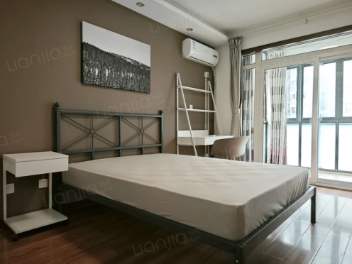 合租·金阳易诚国际 3居室 北卧