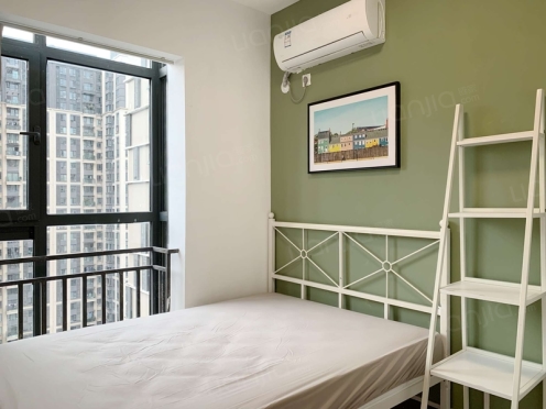 合租·首创爱这城三期 3居室 东南卧