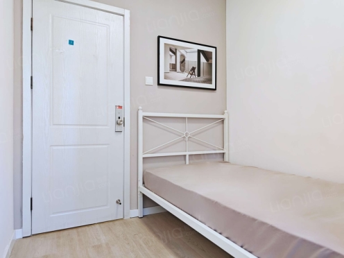 合租·中粮鸿云 4居室 东卧