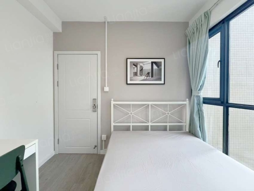 合租·华润二十四城七期 3居室 西北卧