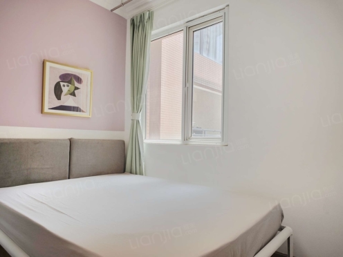 合租·比华利国际城三期 4居室 西南卧