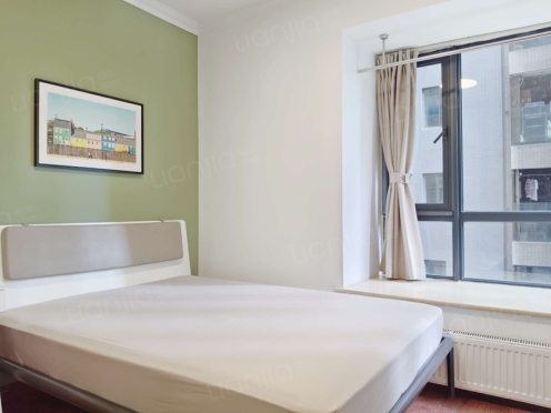 合租·华润凤凰城一期 4居室 东卧