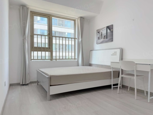 合租·保利和光逸境 5居室 北卧