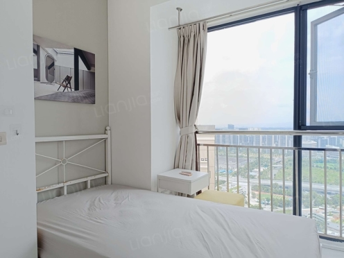 合租·金地天府城 4居室 东卧