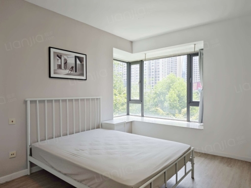 合租·华府西苑 5居室 南卧