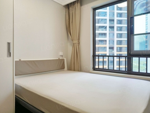 合租·中海天府里云岭一期 4居室 南卧