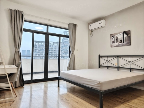 合租·凯丽滨江花园 5居室 南卧