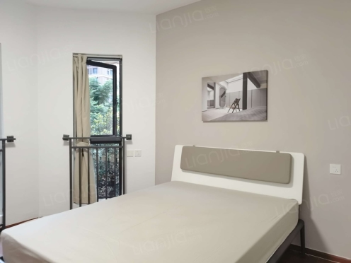 合租·中德英伦联邦B区 4居室 北卧