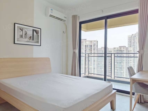 合租·朗基御今缘 4居室 北卧