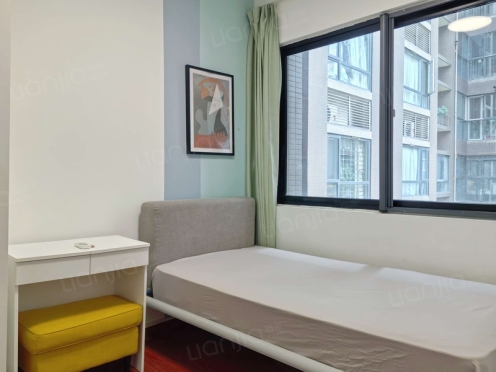 合租·西府少城 5居室 东卧