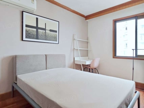 合租·总府花园 4居室 北卧