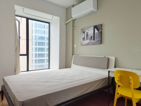 合租·宝泰家园 3居室 东北卧