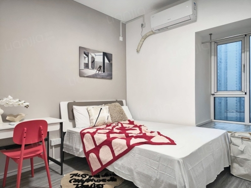 合租·首创天禧68 4居室 东南卧