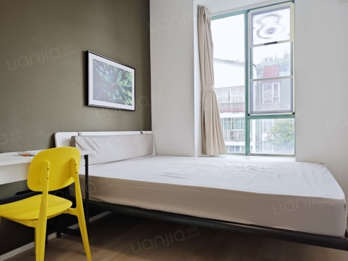 合租·美洲花园一期 4居室 西南卧