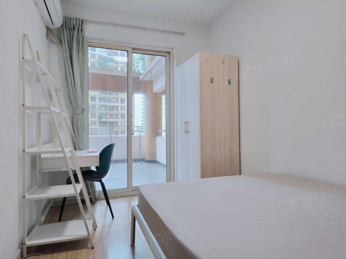 合租·远大都市风景四期 4居室 北卧