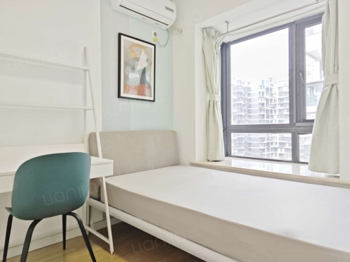 合租·光华杏林 4居室 南卧