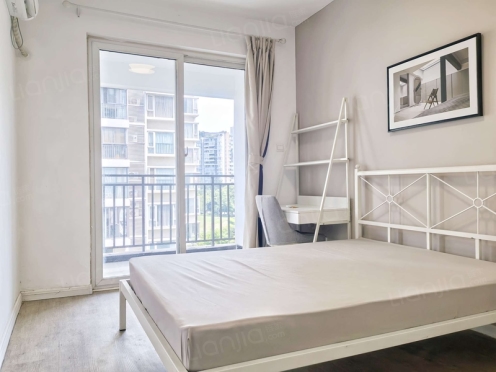 合租·清水路苑 5居室 北卧