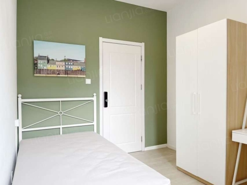 合租·英郡一期 4居室 东南卧