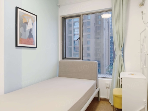 合租·中海兰庭 4居室 北卧