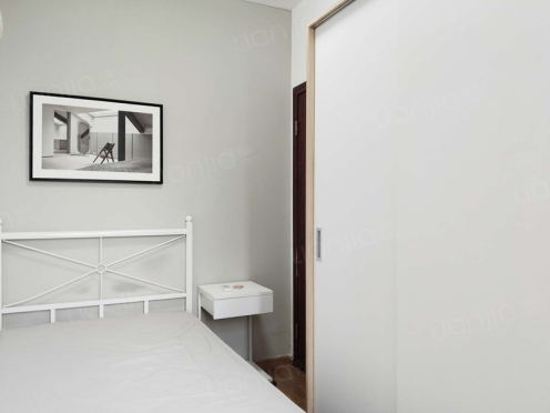 合租·优品尚东三期 4居室 西北卧