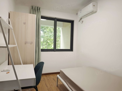 合租·华润凤凰城一期 5居室 西南卧