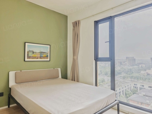 合租·仁和香榭广场 4居室 东卧